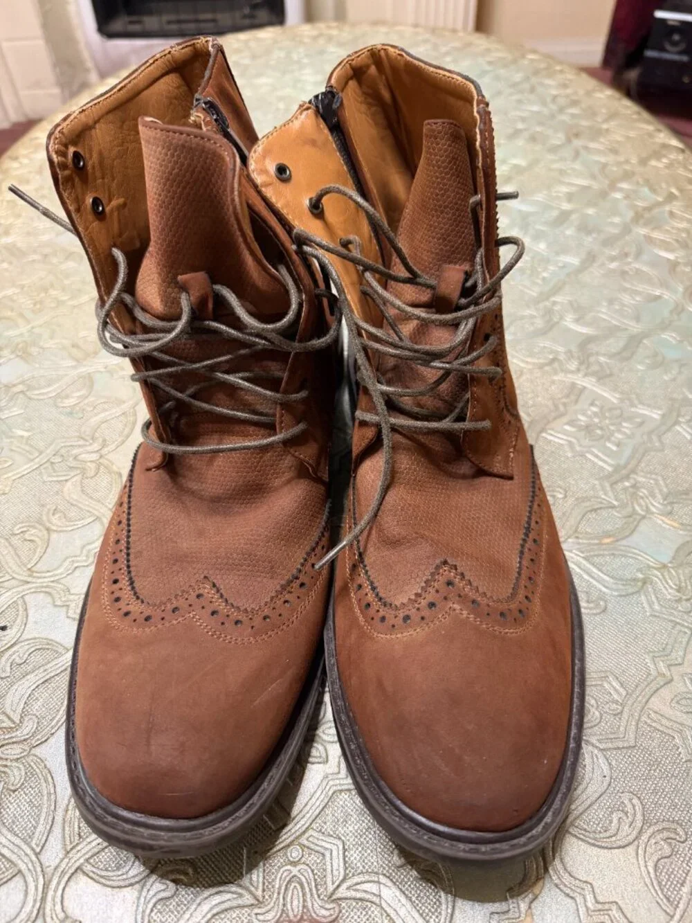 Kenneth Cole Unlisted